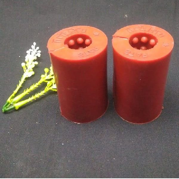 Đôi tạ chân cho gà bằng nhựa có trọng lượng cụ thể