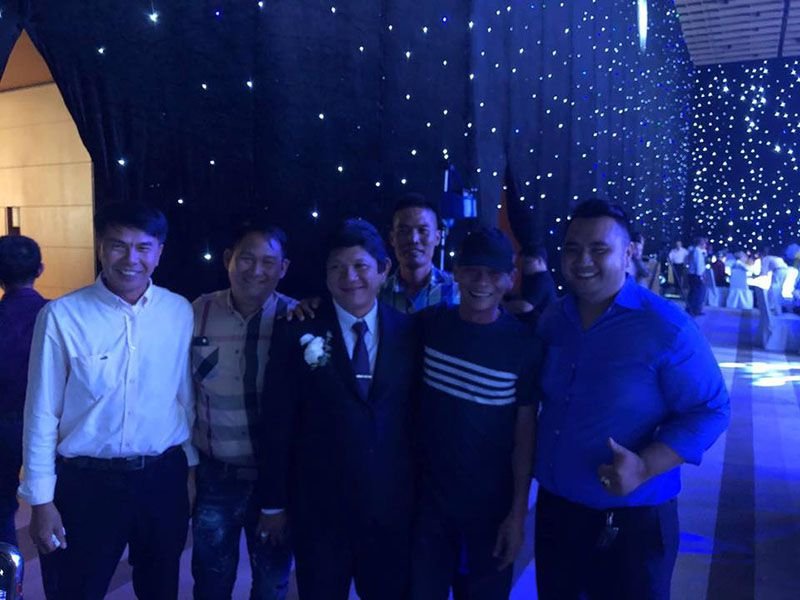 Ảnh chụp chung tại đám cưới con của chú Phúc Bình Dương